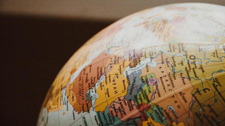 Discover the World: 4 Top Travel Blogs Every Explorer Should Know