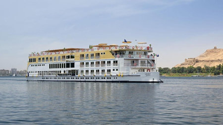 AmaWaterways Offers Complimentary Roundtrip Airfare for Egypt River Cruises